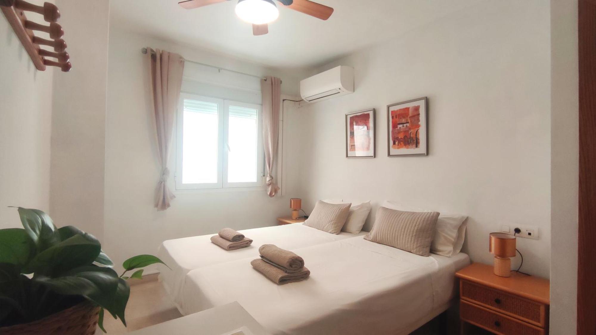 Apartamento Ventura - Cerca Del Centro De La Ciudad マラガ エクステリア 写真